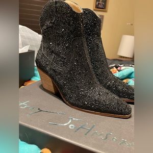Betsey Johnson  black rhinestone booties